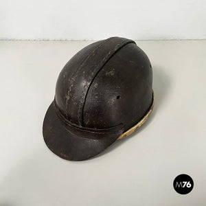 Miner's helmet in leather, late 1800s-early 1900s