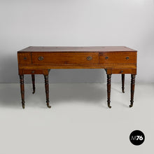 将图片加载到图库查看器，Desk in wood, late 1800s

