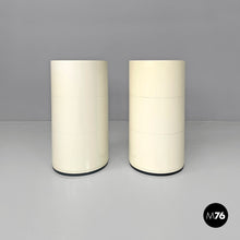 Carica l&#39;immagine nel visualizzatore di Gallery, White plastic bedside tables Componibili by Anna Castelli Ferrieri for Kartell, 1970s
