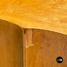 画像をギャラリービューアに読み込む, Wooden square pedestals with wavy profile, 1960s
