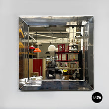 Charger l'image dans la galerie, Wall mirror in chrome metal, 1970s
