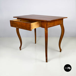 Desk with drawer in wood, 1700s