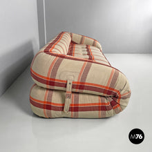 Carica l&#39;immagine nel visualizzatore di Gallery, Sofa bed Anfibio by Alessandro Becchi for Giovannetti Collezioni, 1970s
