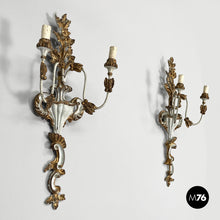 Load image into Gallery viewer, Gilded wood wall lamp, 1700s
