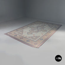 Carica l'immagine nel visualizzatore di Gallery, Short-pile rug with geometric pattern, 1980s

