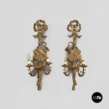 Load image into Gallery viewer, Wall lamps in gilded wood, 1800s
