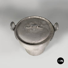 画像をギャラリービューアに読み込む, Aluminum pot with lid, 1930s

