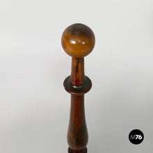 Carica l'immagine nel visualizzatore di Gallery, Wooden doorstop, 1930s

