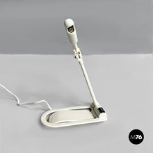 Charger l'image dans la galerie, Reading lamp The Itty Bitty Book Light by Zelco Rare, 1990s
