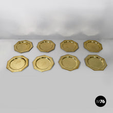 Load image into Gallery viewer, Service plates, centerpieces or trays in brass, 1970s

