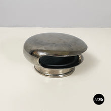 Charger l&#39;image dans la galerie, Decorative table object in silver ceramic, 2000s
