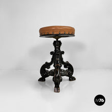 Load image into Gallery viewer, Stool in wood and brown leather, 1930s

