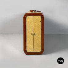 将图片加载到图库查看器，Suitcase in beige and brow leather, 1960s
