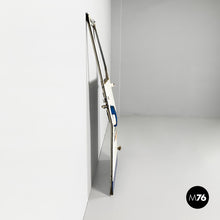 将图片加载到图库查看器，Car door in metal, 1970s
