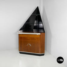 将图片加载到图库查看器，Briarwood bar cabinet, 1930s
