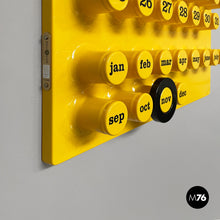 画像をギャラリービューアに読み込む, Wall perpetual yellow calendar by Giorgio Della Beffa for Ring A Date, 2000-2010s
