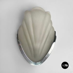Shell-shaped wall lamps in glass and metal, 1930s