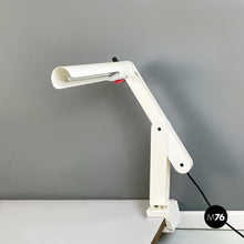 将图片加载到图库查看器，Adjustable white metal table lamp with clamp, 1980s
