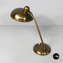 Charger l&#39;image dans la galerie, Table lamp in brass, 1950s
