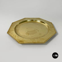 Load image into Gallery viewer, Service plates, centerpieces or trays in brass, 1970s
