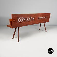 画像をギャラリービューアに読み込む, Bench in red wood, 1930s
