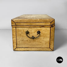 Load image into Gallery viewer, Box in wood and paper, 1950s
