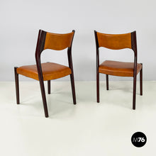 Load image into Gallery viewer, Chair in brown leather and dark wood, 1960s
