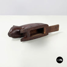 Load image into Gallery viewer, Wooden cat jewelry box or object holder, 1920s
