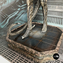 Charger l'image dans la galerie, Figure Alien Big Chap Limited Edition by Prime 1 Studio, 1990-2000s
