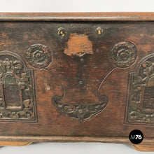 Charger l'image dans la galerie, Wooden box, early 20th century
