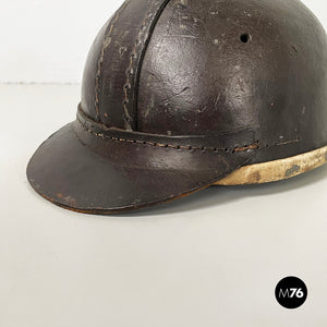 Miner's helmet in leather, late 1800s-early 1900s