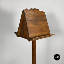 Carica l'immagine nel visualizzatore di Gallery, Bookstand in wood, 1930s
