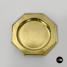 Load image into Gallery viewer, Service plates, centerpieces or trays in brass, 1970s
