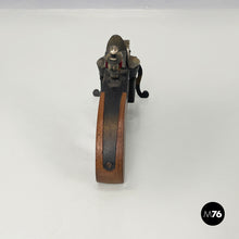 Load image into Gallery viewer, Lighter Tinder Pistol by Dunhill, 1930-1940s
