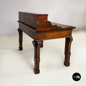 Desk in walnut wood, mid 1800s