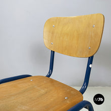 将图片加载到图库查看器，Chair in wood and blue metal, 1970s
