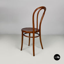 将图片加载到图库查看器，Chairs in wood, 1930s
