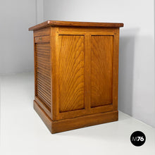画像をギャラリービューアに読み込む, Archive cabinet in wood, 1940s
