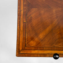 Load image into Gallery viewer, Coffe tables in wood, second part of 1700s
