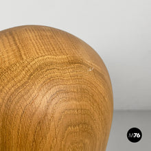 将图片加载到图库查看器，Sculpture in wood, 1990s
