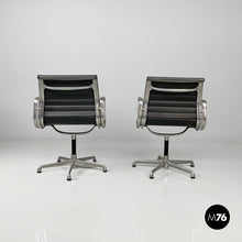 Carica l&#39;immagine nel visualizzatore di Gallery, Dark grey leather office chairs by Charles and Ray Eames for ICF, 1970s
