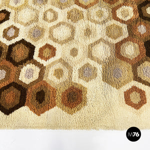 Long pile geometrical carpet in wool, 1970s