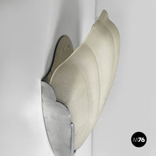 Load image into Gallery viewer, Shell-shaped wall lamps in glass and metal, 1930s
