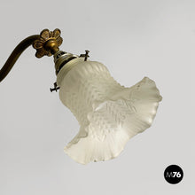 Load image into Gallery viewer, Wall lamp in brass and glass, 1950s
