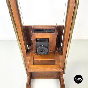 Analogue floor camera in wood and brass, 1900s