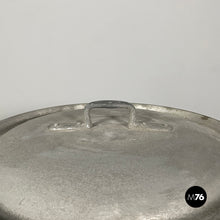 画像をギャラリービューアに読み込む, Aluminum pot with lid, 1930s
