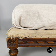 Load image into Gallery viewer, Daybed in fabric and wood, early 1900s
