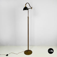 画像をギャラリービューアに読み込む, Floor lamp in brass and metal, 1940s
