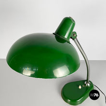 Carica l&#39;immagine nel visualizzatore di Gallery, Table lamp in green metal, 1950s
