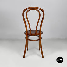 将图片加载到图库查看器，Chairs in wood, 1930s
